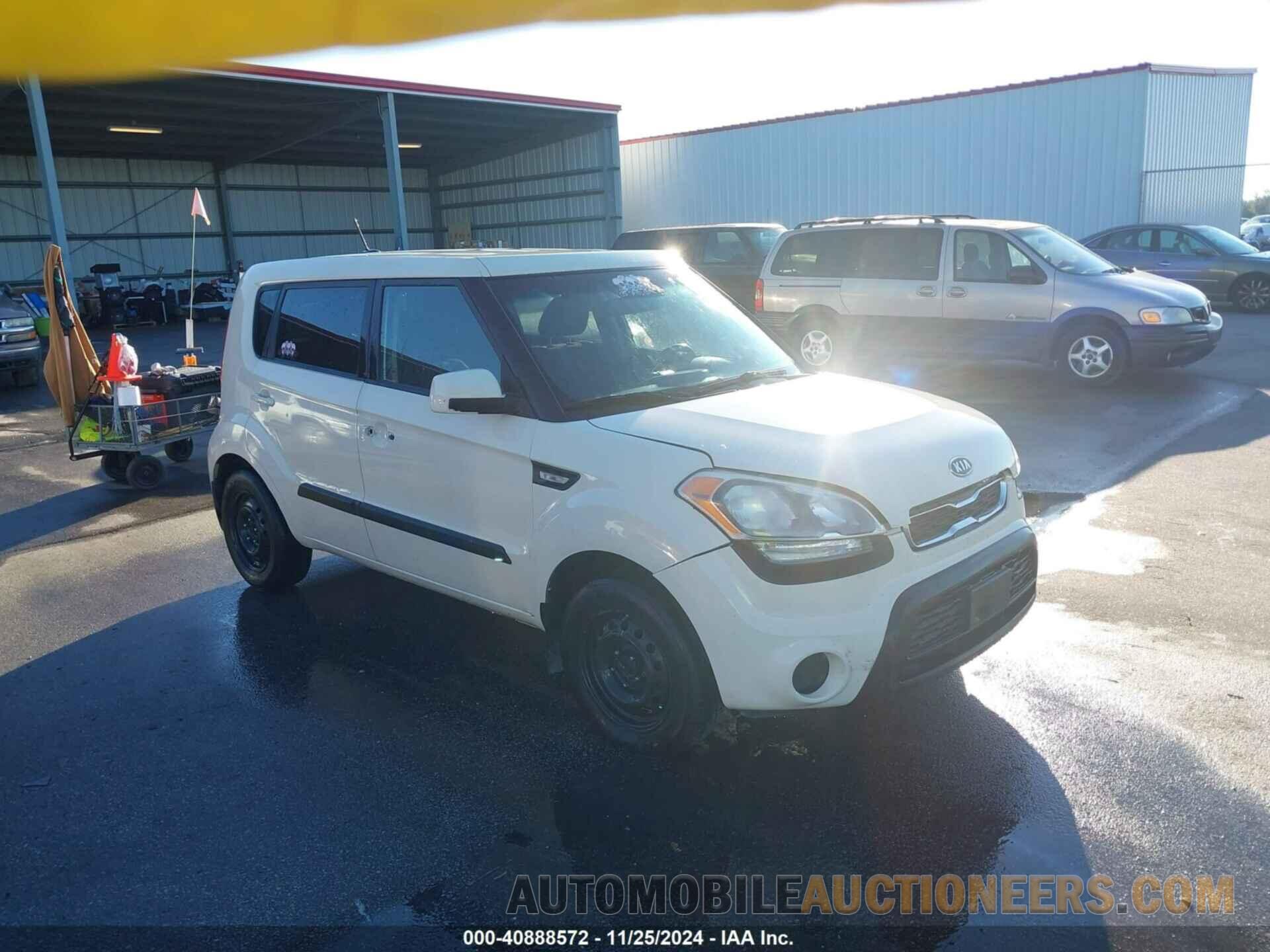 KNDJT2A50C7356364 KIA SOUL 2012