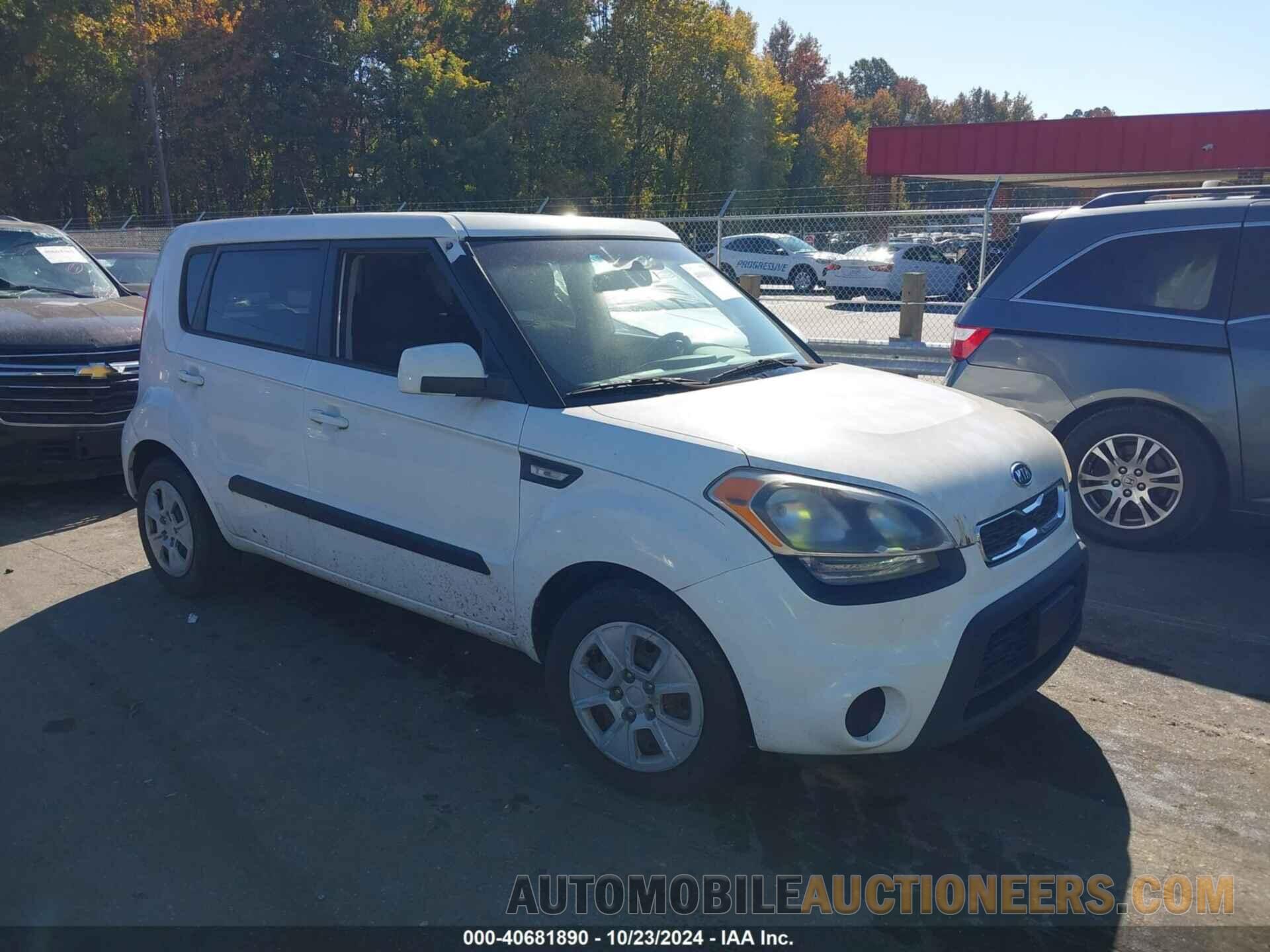 KNDJT2A50C7475113 KIA SOUL 2012