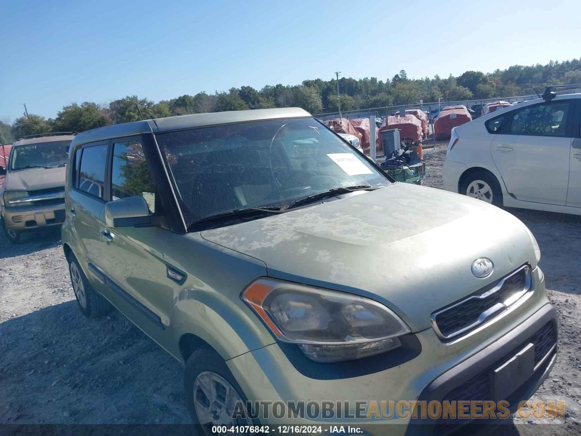 KNDJT2A51D7589820 KIA SOUL 2013