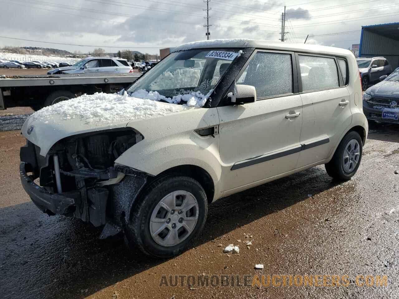 KNDJT2A52D7488236 KIA SOUL 2013