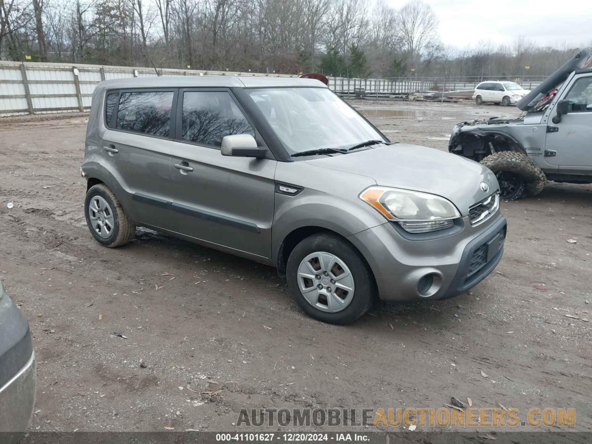 KNDJT2A52D7498233 KIA SOUL 2013