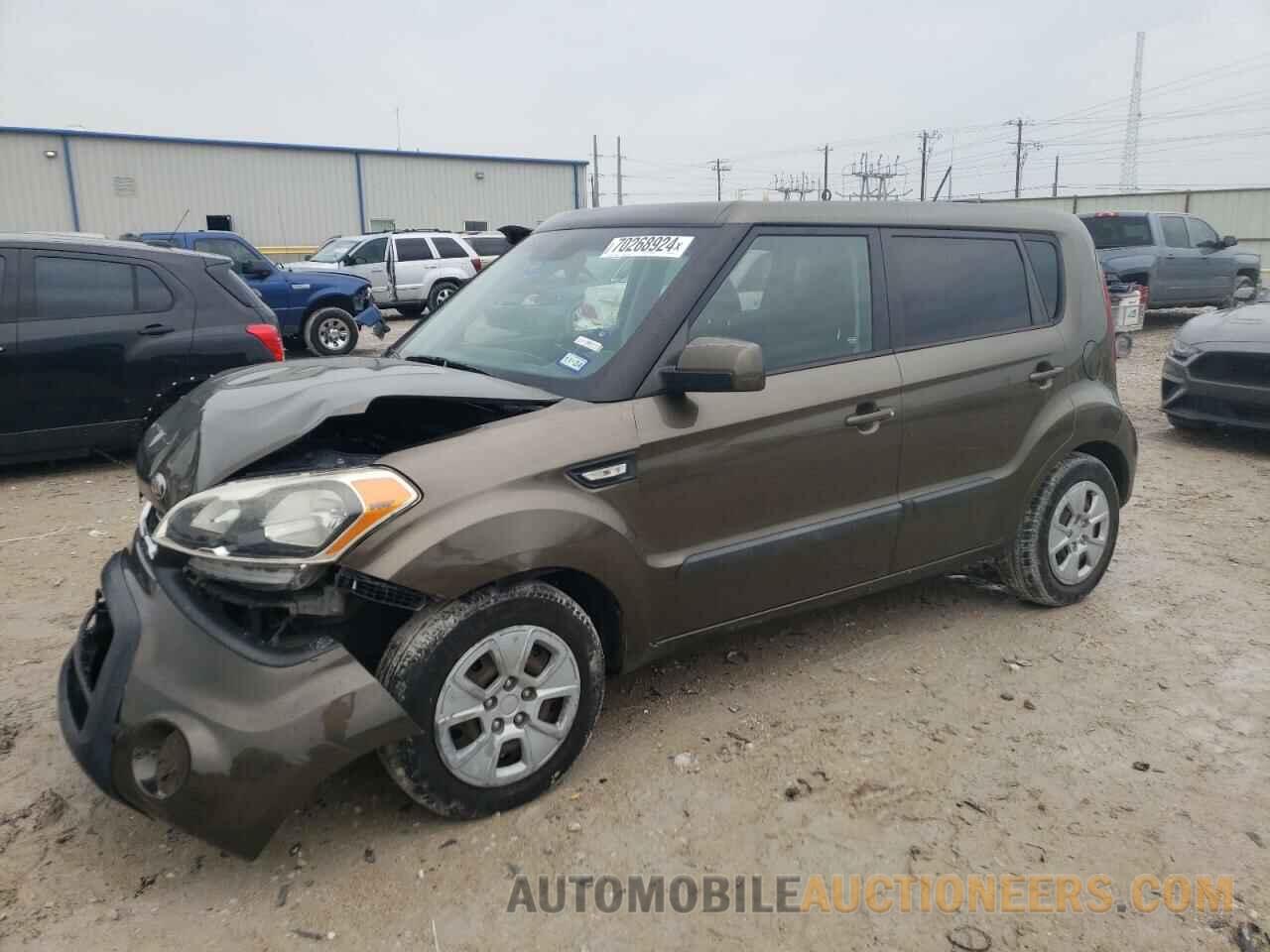 KNDJT2A52D7539119 KIA SOUL 2013