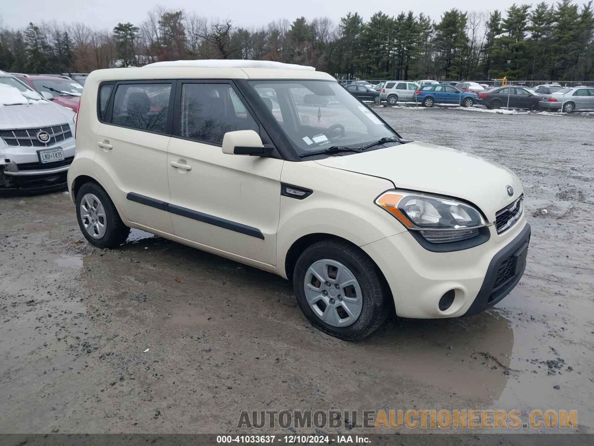 KNDJT2A52D7542456 KIA SOUL 2013