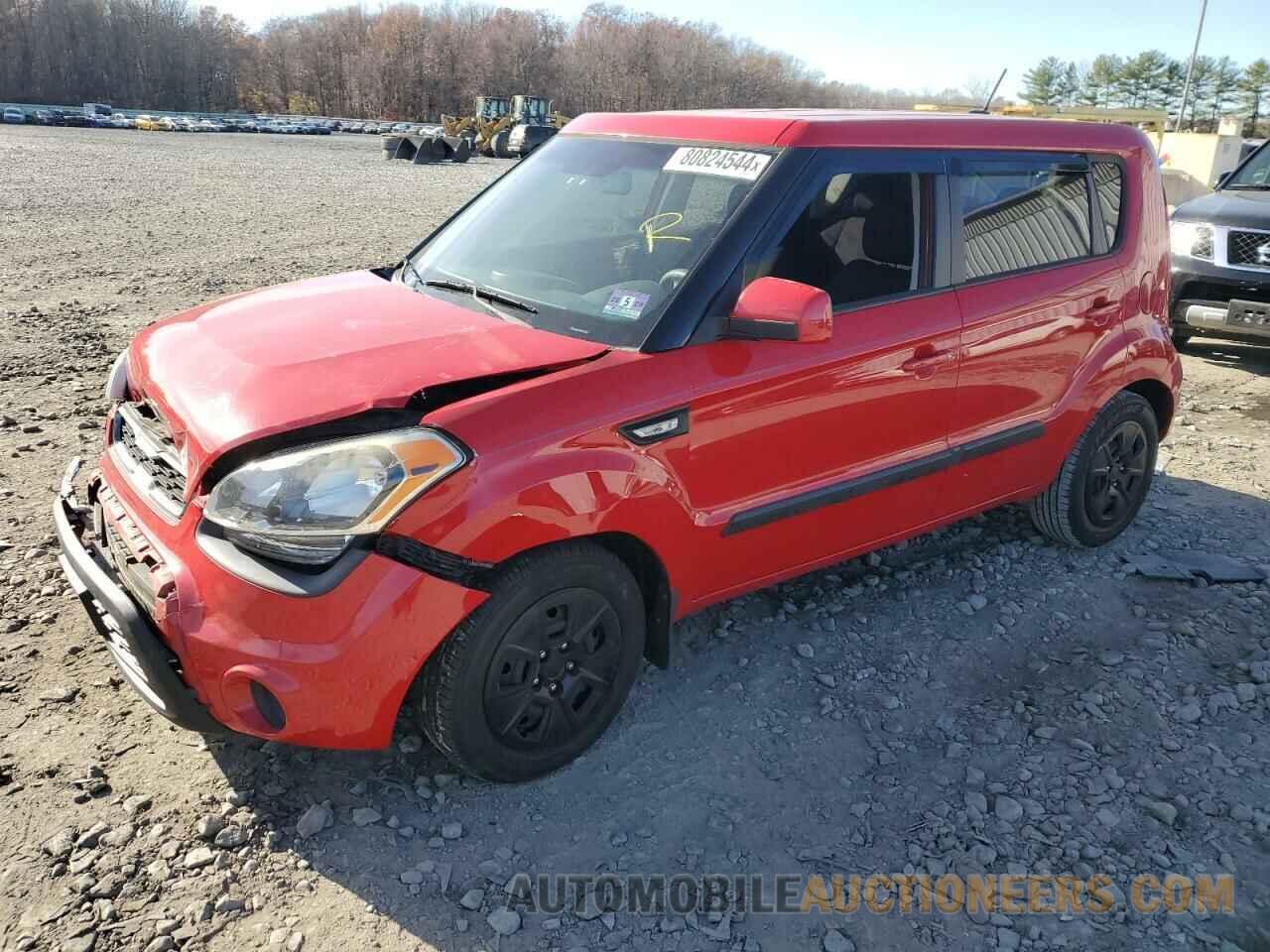 KNDJT2A52D7635591 KIA SOUL 2013