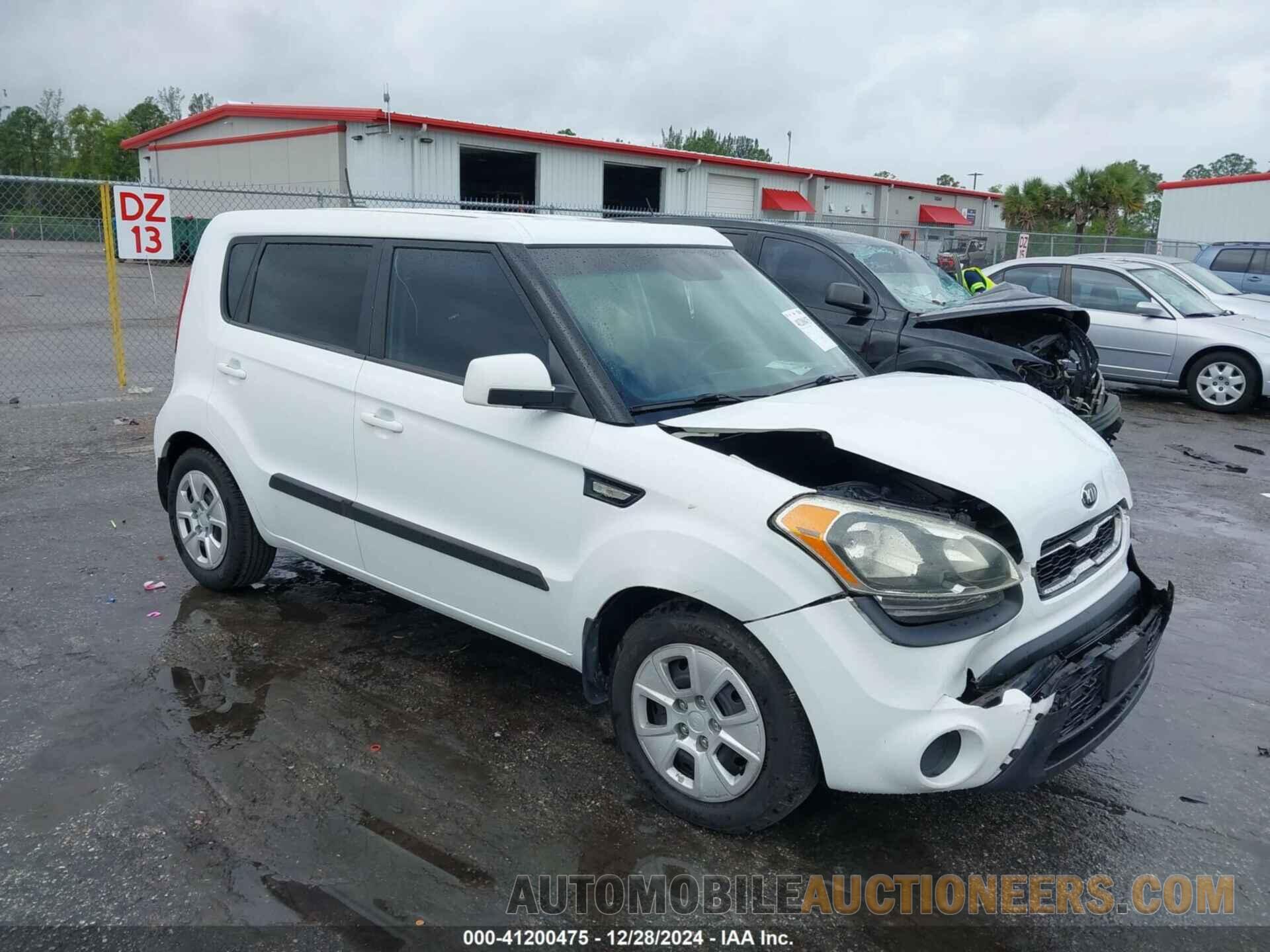 KNDJT2A52D7777276 KIA SOUL 2013