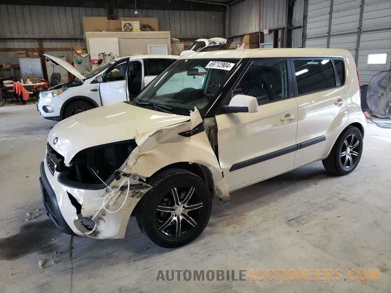 KNDJT2A54D7520474 KIA SOUL 2013