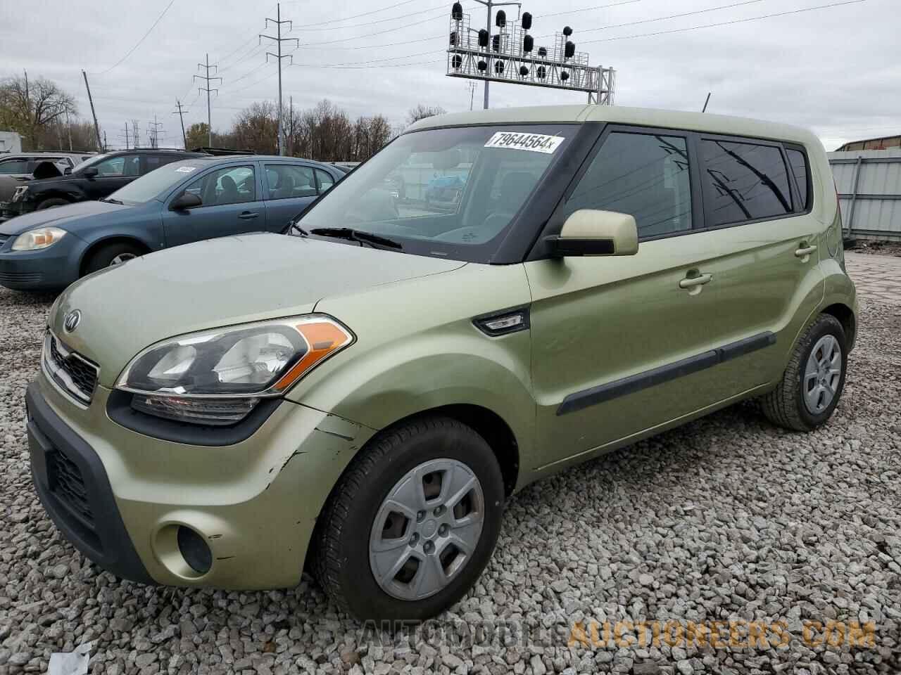 KNDJT2A55D7526445 KIA SOUL 2013