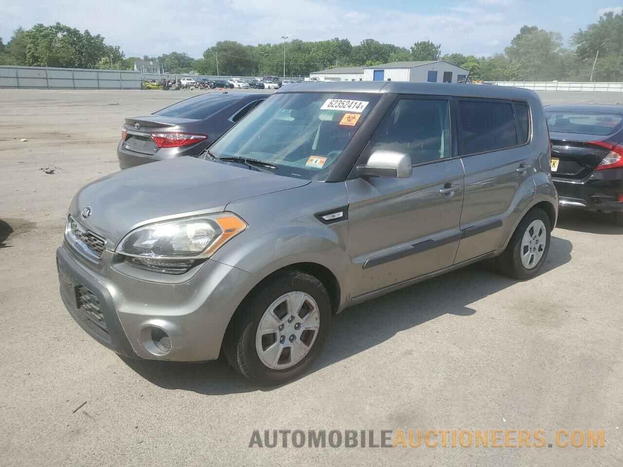 KNDJT2A55D7615500 KIA SOUL 2013