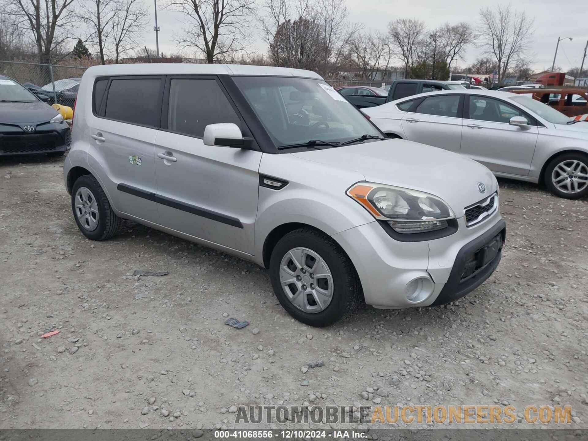 KNDJT2A56C7383715 KIA SOUL 2012