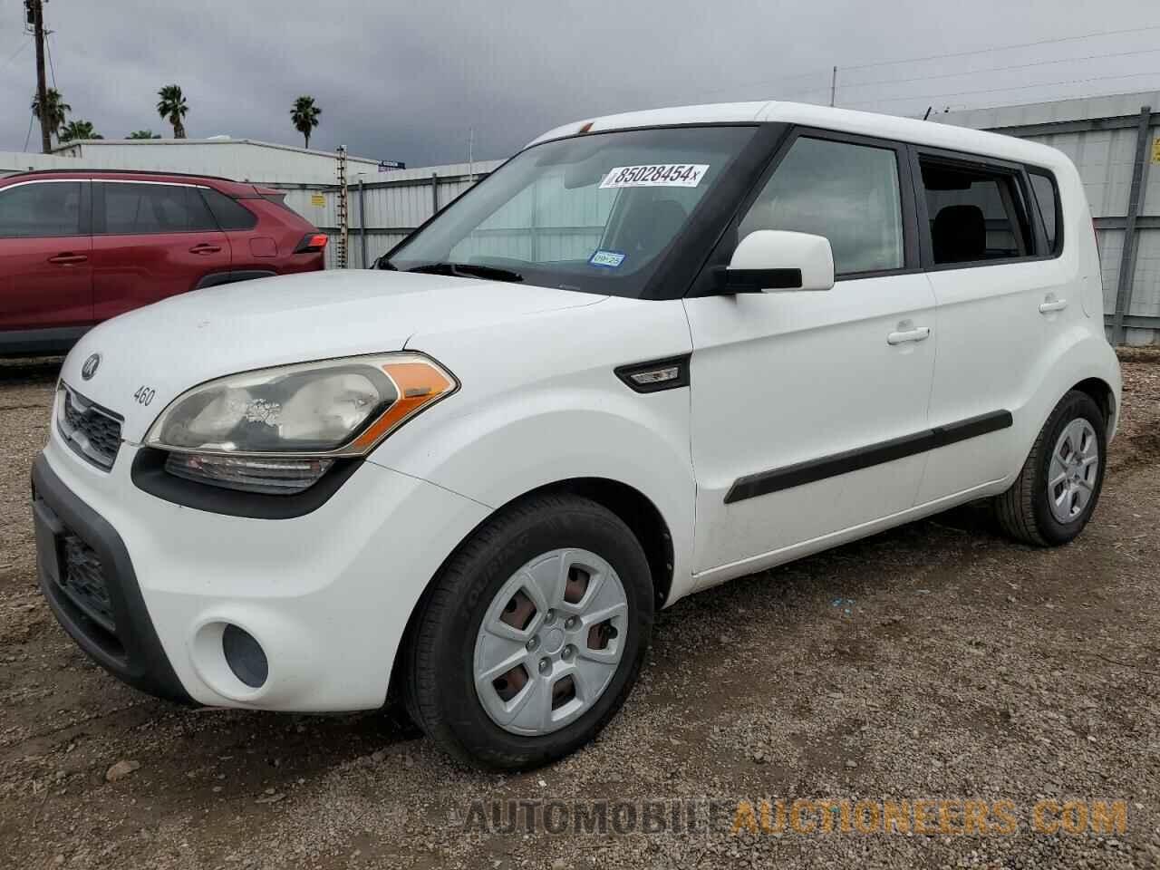 KNDJT2A56D7772002 KIA SOUL 2013