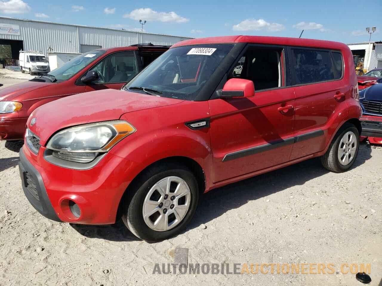 KNDJT2A57D7562833 KIA SOUL 2013