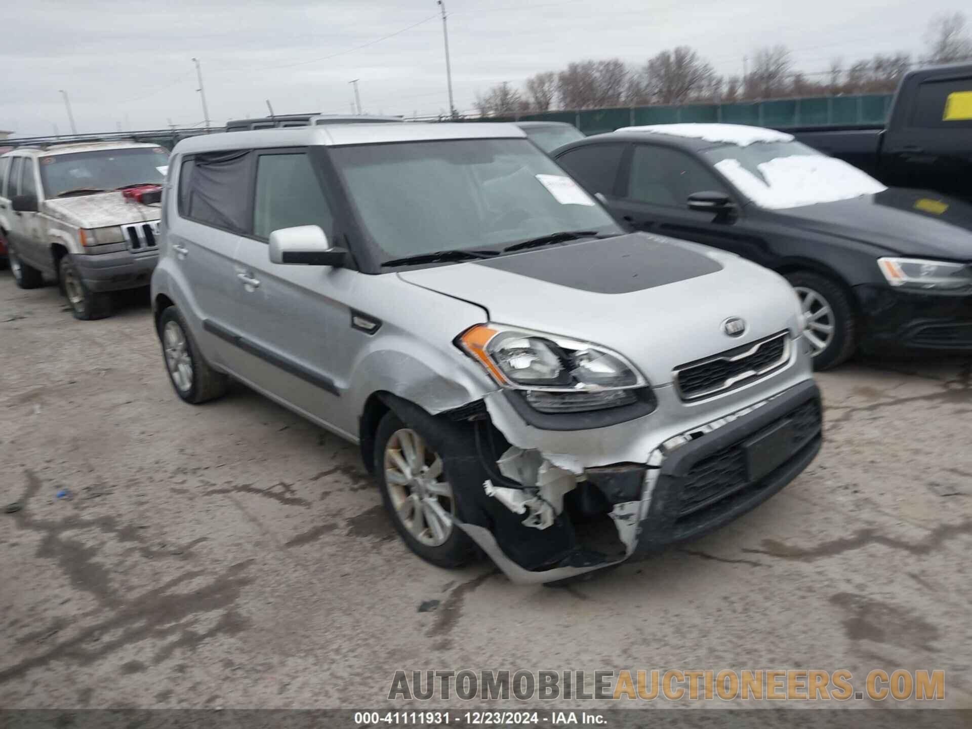 KNDJT2A57D7762482 KIA SOUL 2013