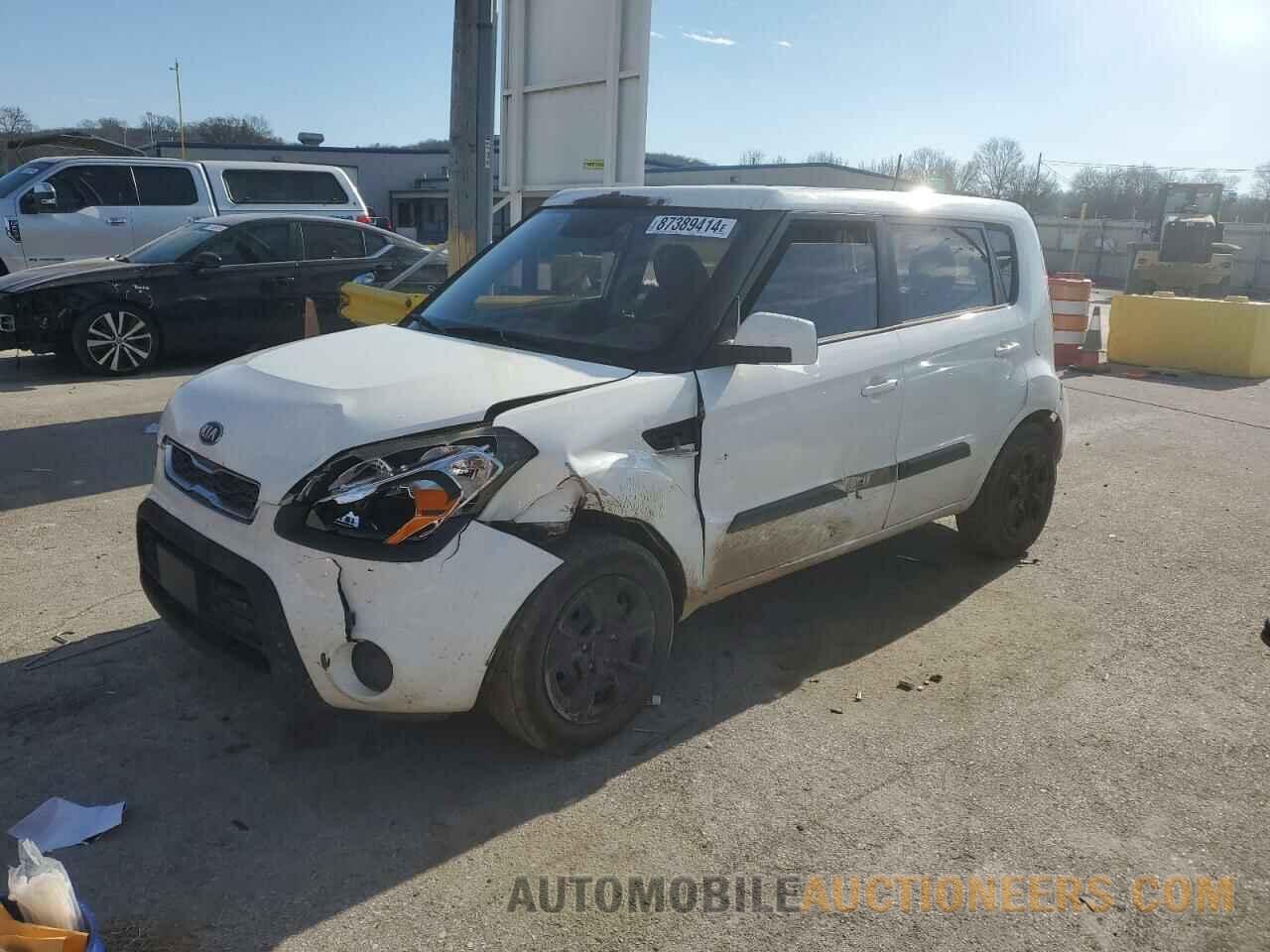 KNDJT2A57D7768945 KIA SOUL 2013