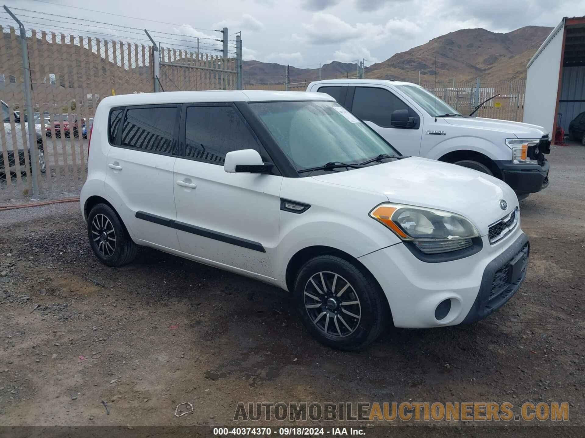 KNDJT2A58C7356127 KIA SOUL 2012