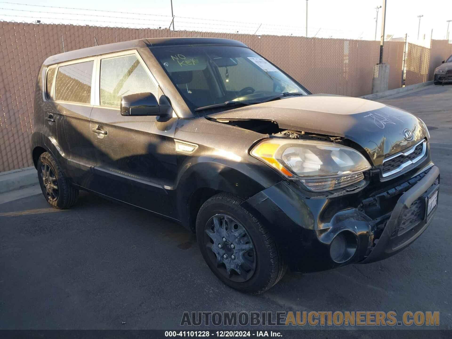 KNDJT2A58C7454848 KIA SOUL 2012