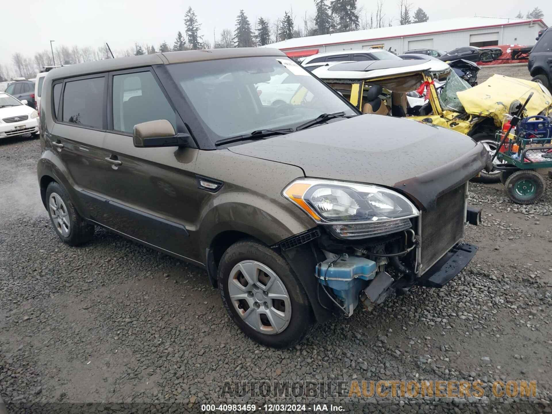 KNDJT2A58D7565806 KIA SOUL 2013