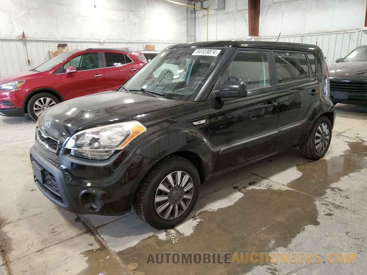 KNDJT2A58D7603812 KIA SOUL 2013