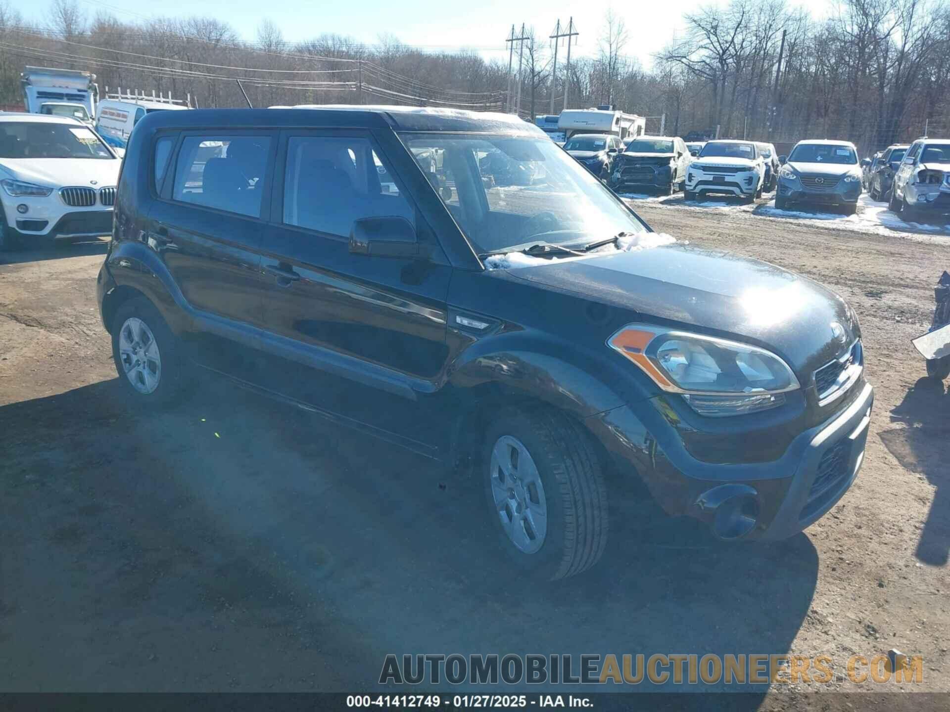 KNDJT2A59D7521748 KIA SOUL 2013