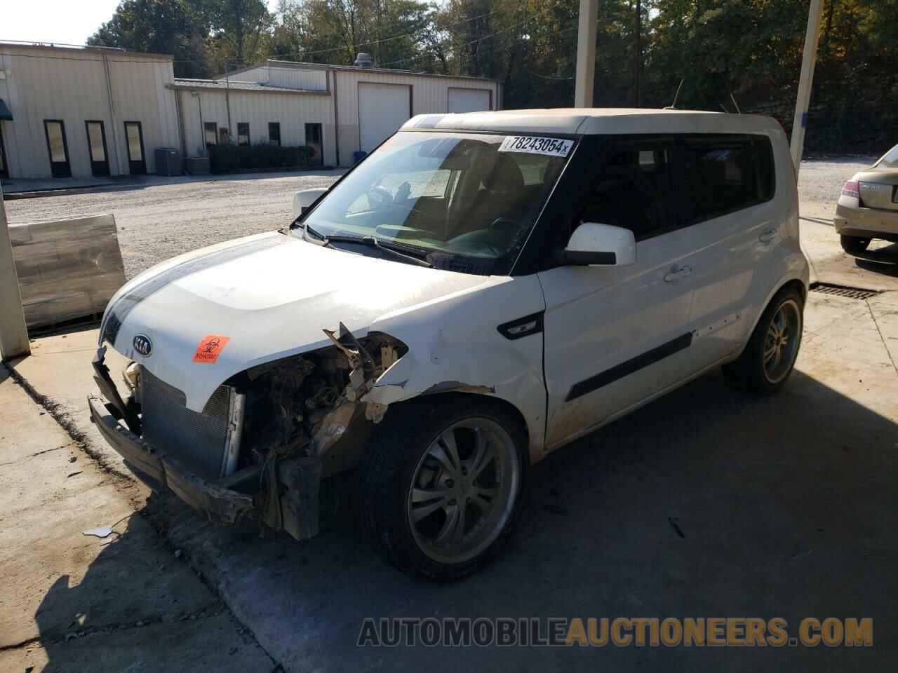 KNDJT2A5XD7483933 KIA SOUL 2013