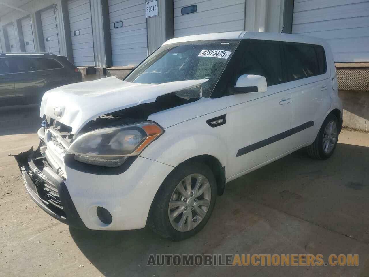 KNDJT2A5XD7755302 KIA SOUL 2013