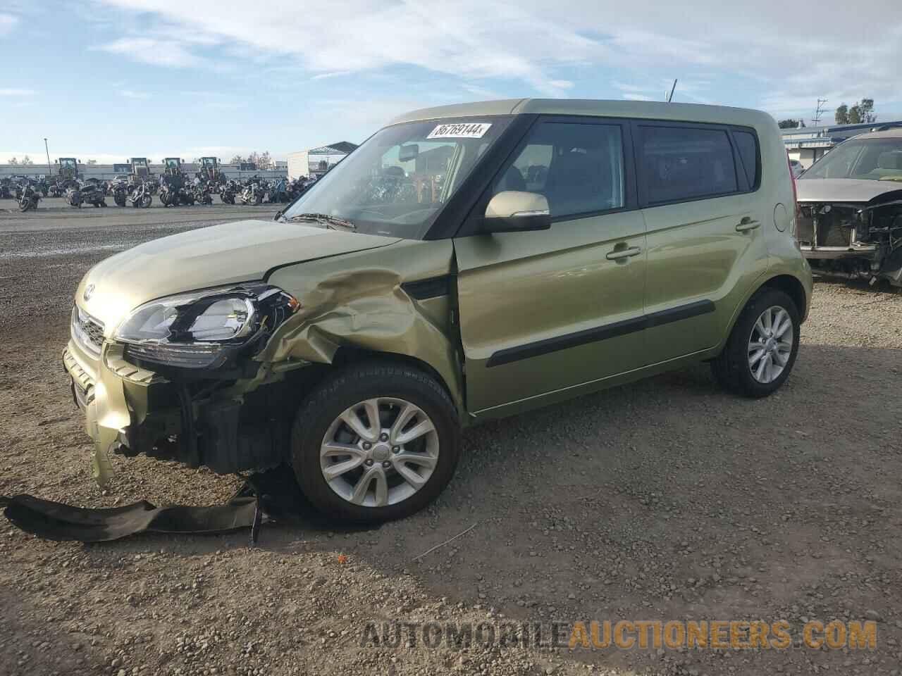 KNDJT2A61D7524216 KIA SOUL 2013