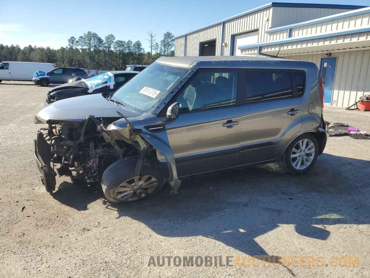 KNDJT2A61D7609010 KIA SOUL 2013