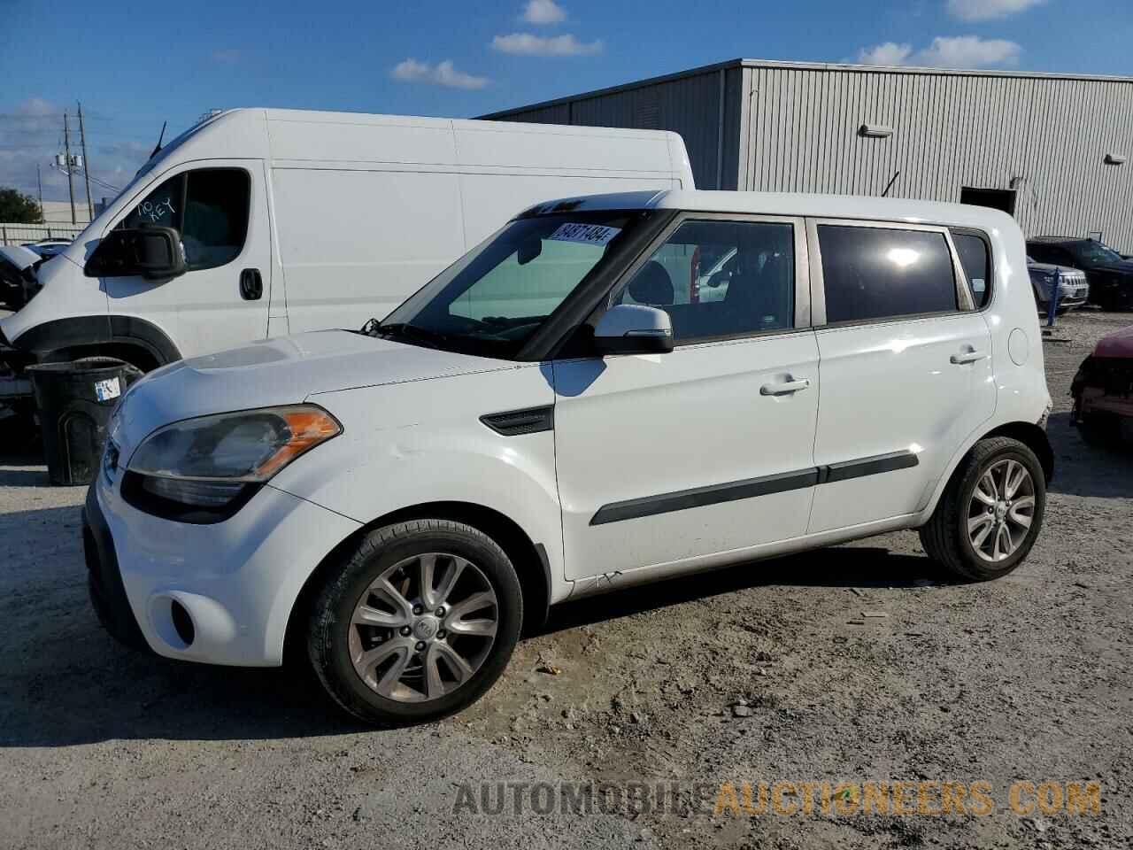 KNDJT2A62D7777027 KIA SOUL 2013