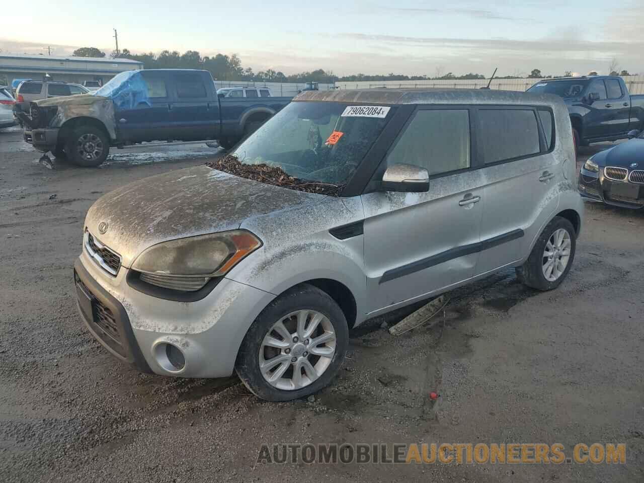 KNDJT2A63C7388427 KIA SOUL 2012