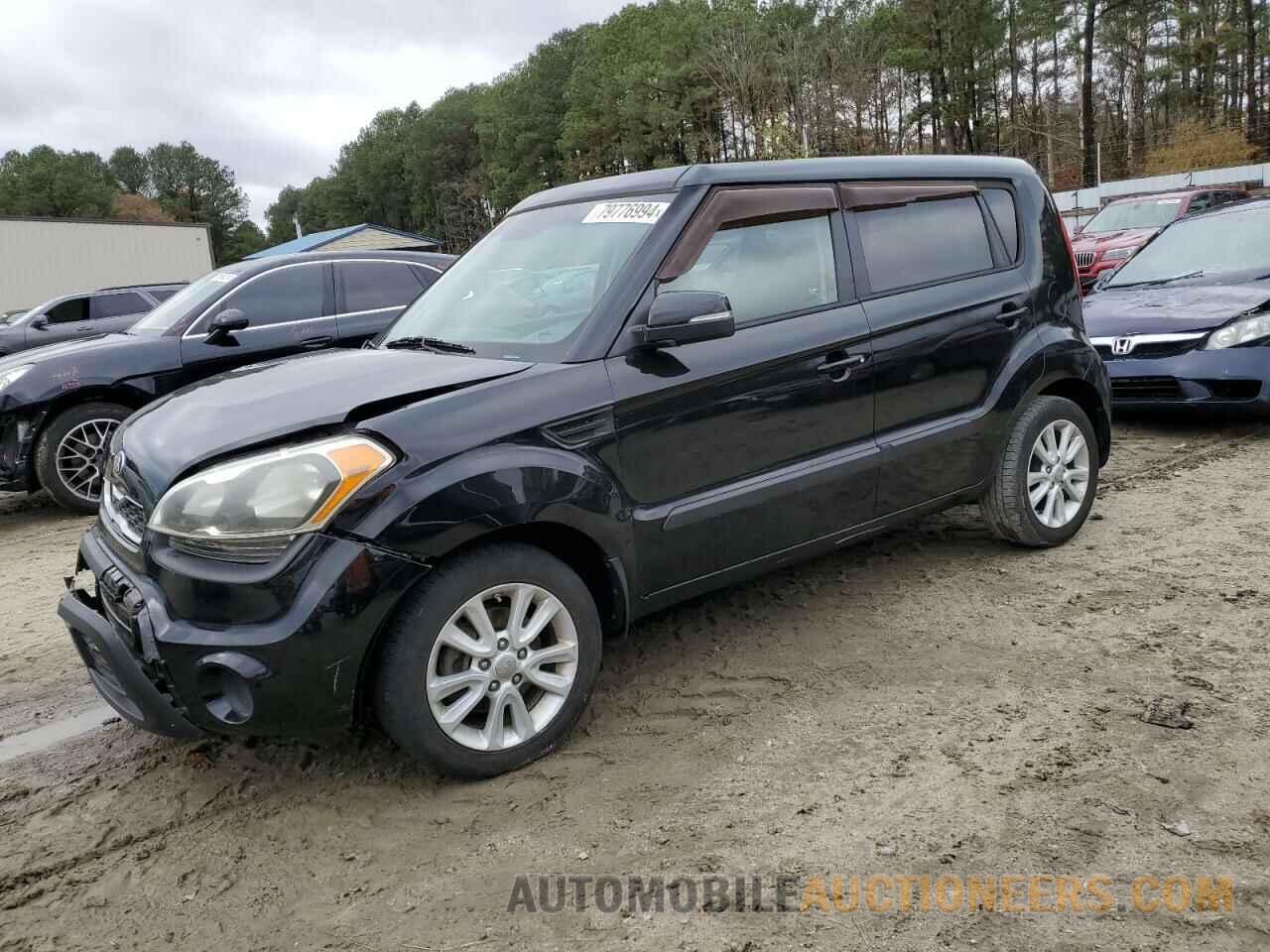 KNDJT2A64D7588346 KIA SOUL 2013