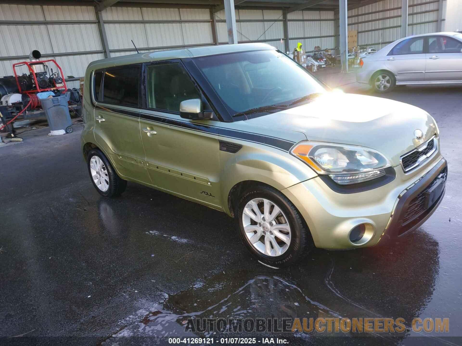 KNDJT2A64D7597838 KIA SOUL 2013