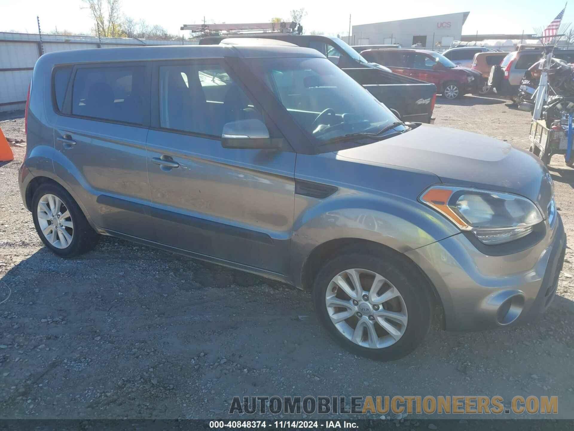 KNDJT2A66C7371041 KIA SOUL 2012