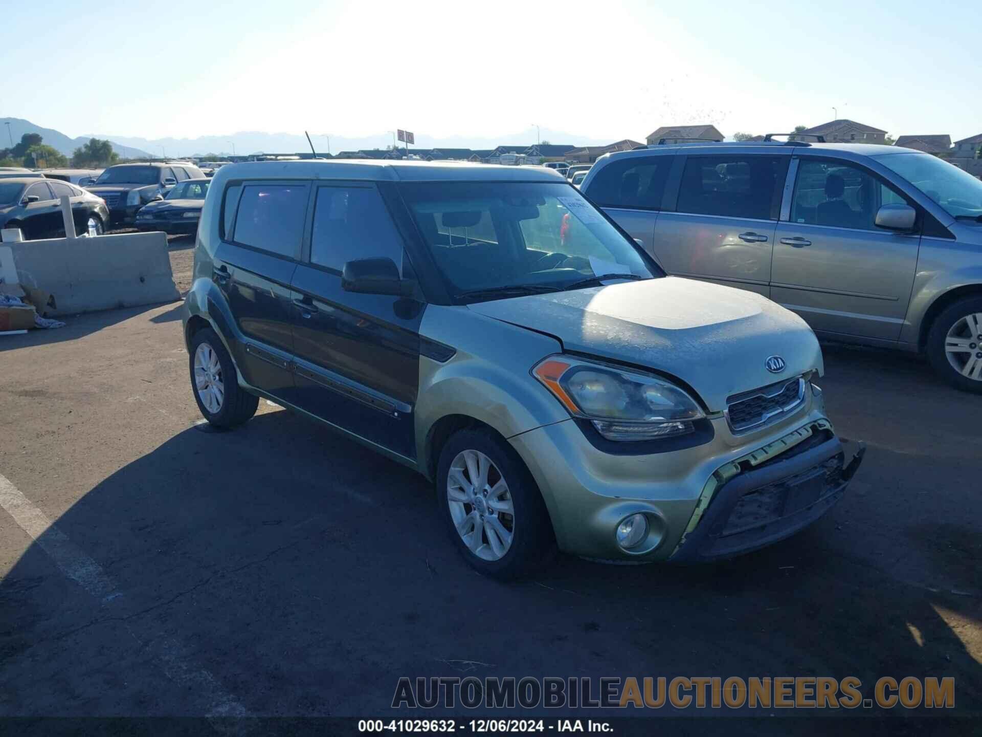 KNDJT2A68C7367749 KIA SOUL 2012