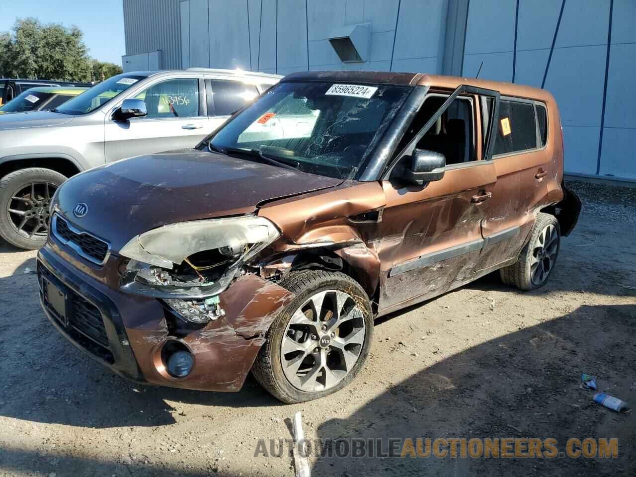 KNDJT2A68C7427576 KIA SOUL 2012