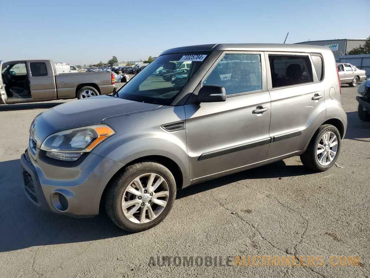 KNDJT2A68D7482076 KIA SOUL 2013