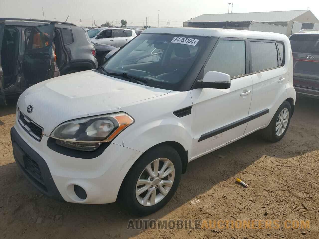 KNDJT2A68D7571467 KIA SOUL 2013