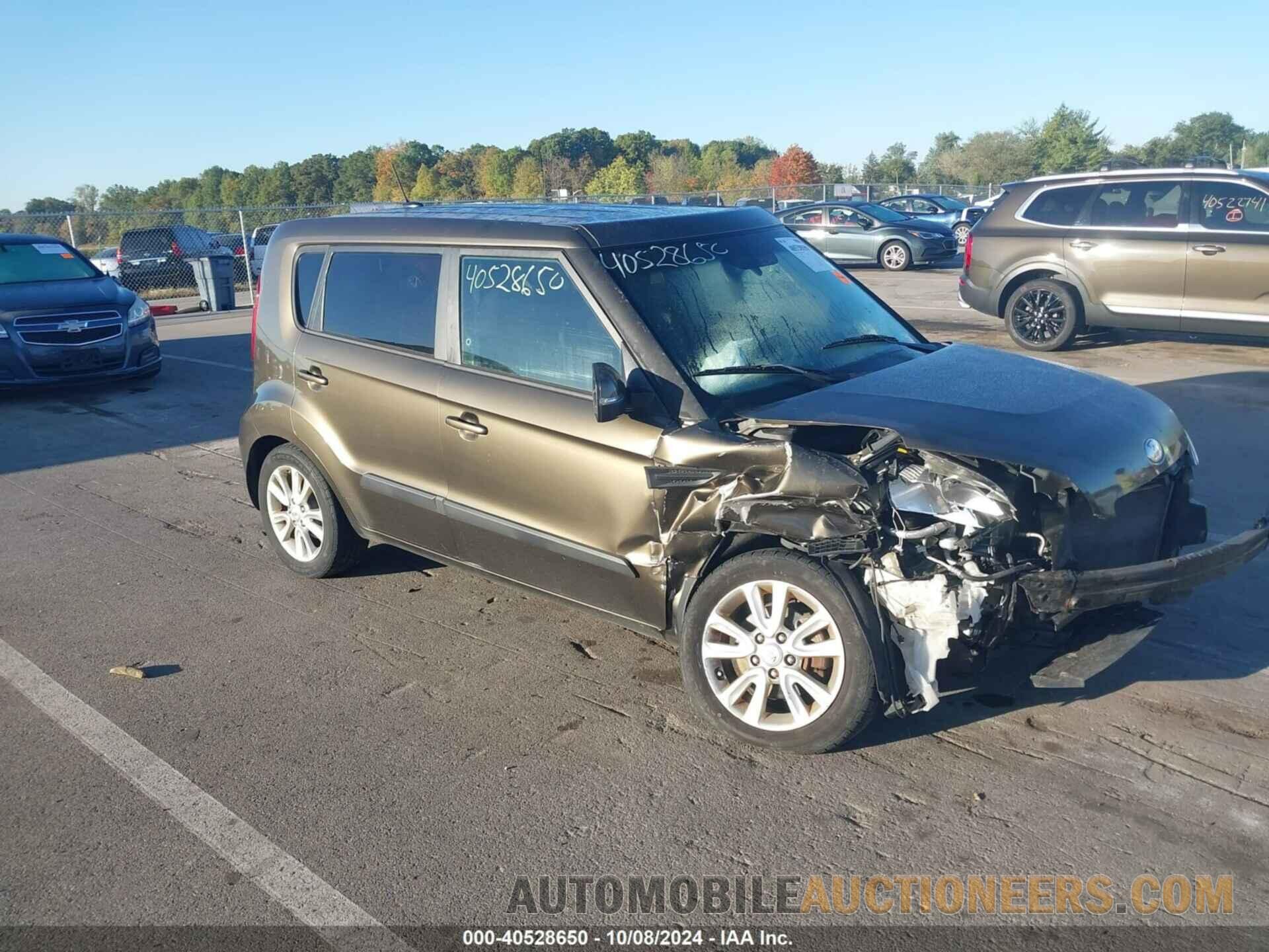 KNDJT2A68D7573977 KIA SOUL 2013