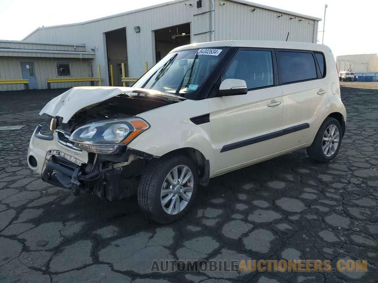 KNDJT2A68D7582940 KIA SOUL 2013