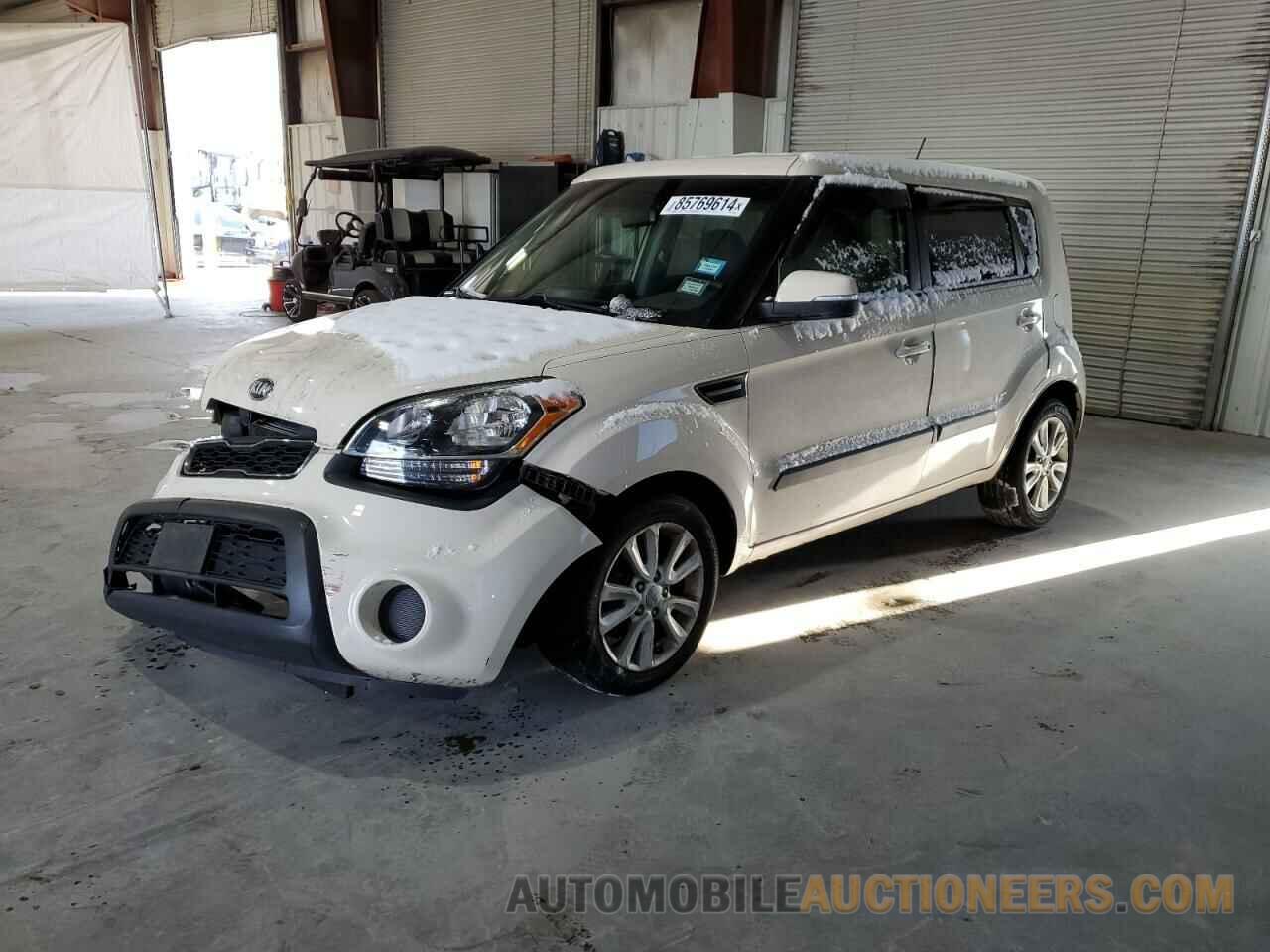 KNDJT2A69D7757258 KIA SOUL 2013