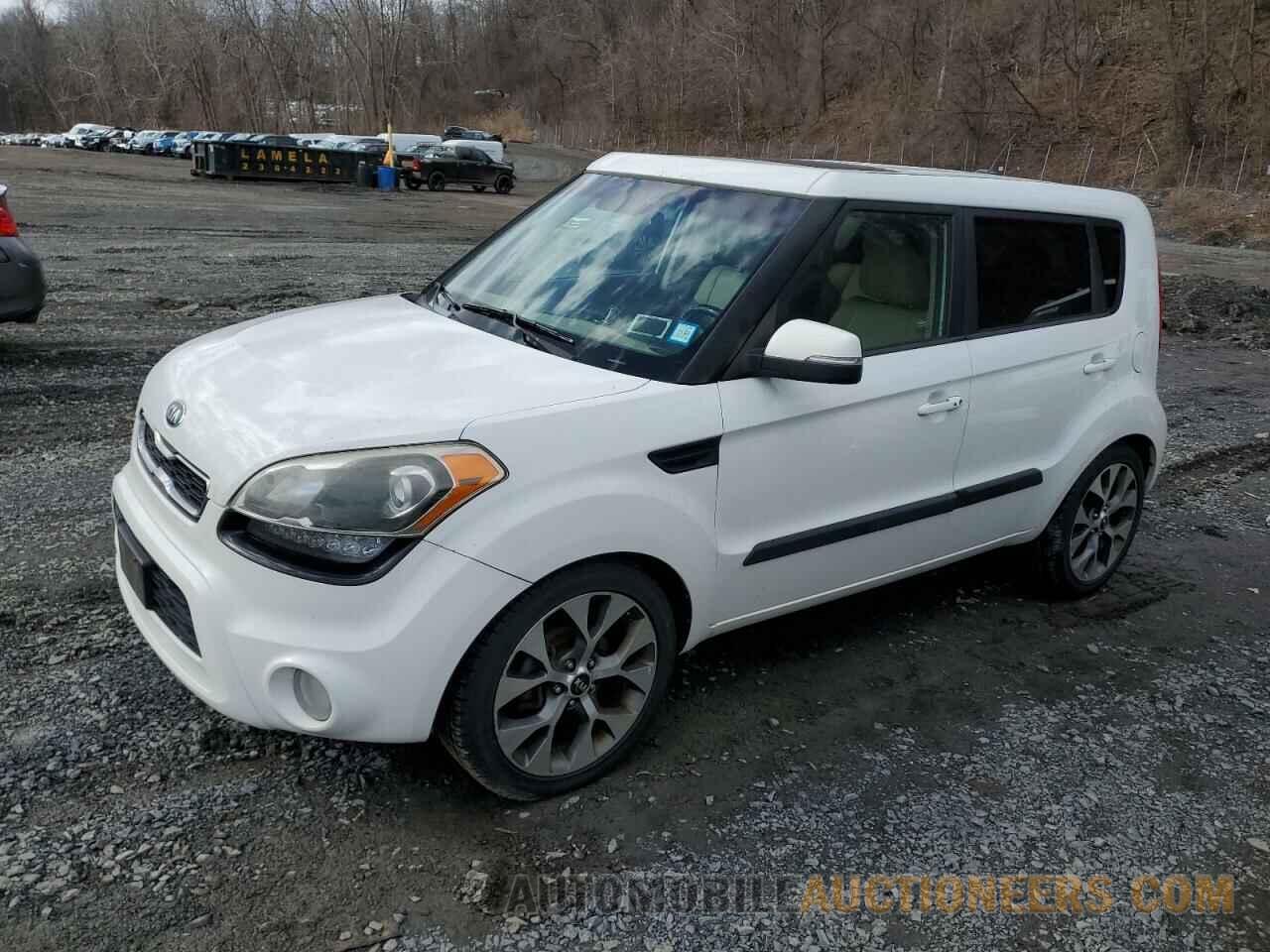 KNDJT2A6XD7528975 KIA SOUL 2013