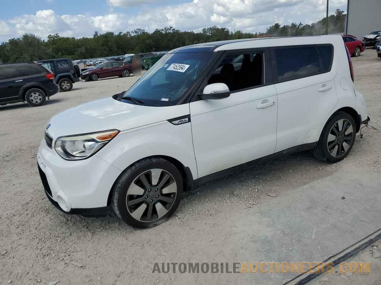 KNDJX3A51F7797886 KIA SOUL 2015