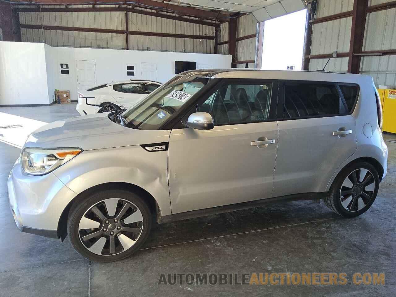 KNDJX3A52F7785391 KIA SOUL 2015