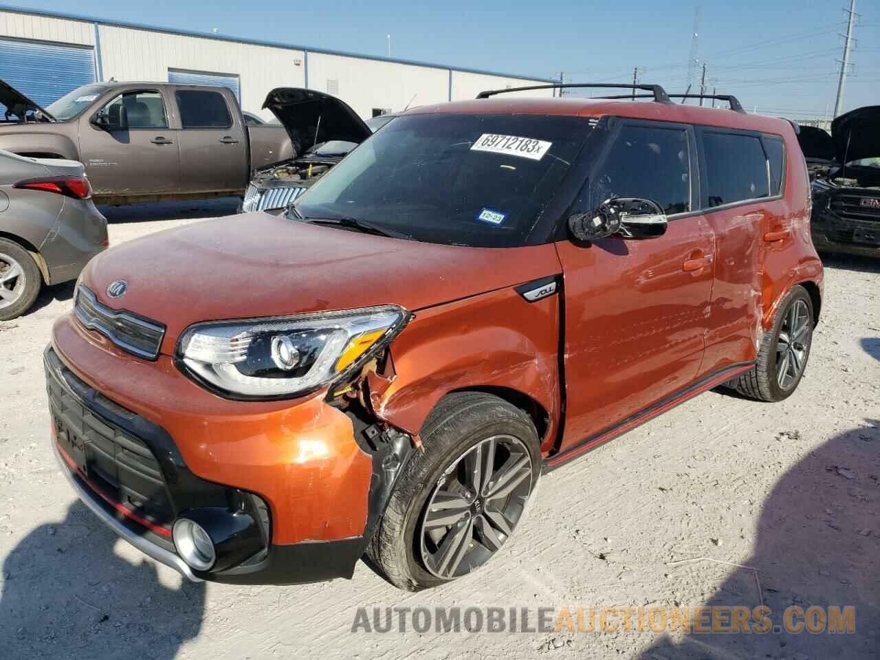 KNDJX3AA0J7586281 KIA SOUL 2018