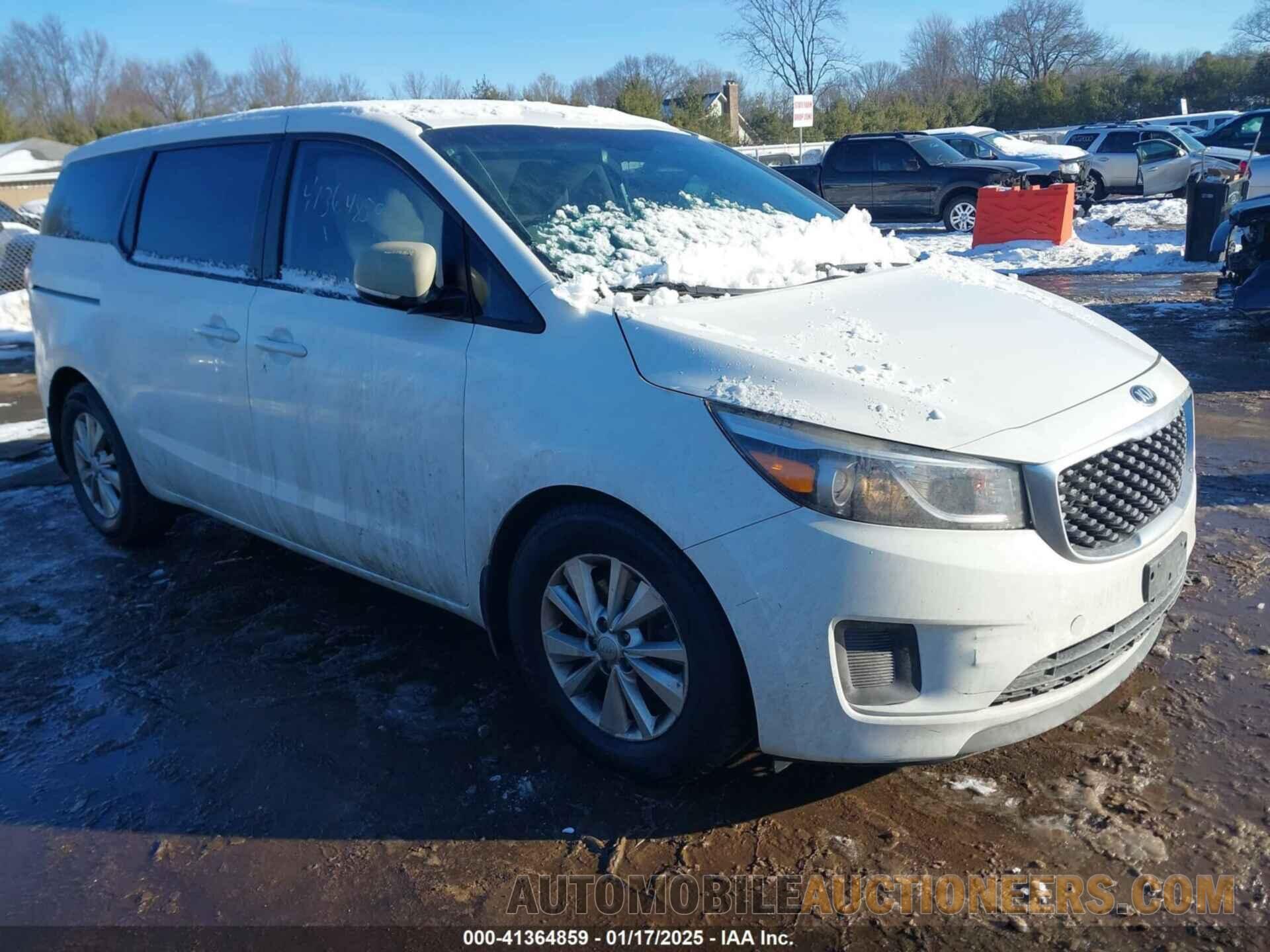 KNDMA5C15F6031279 KIA SEDONA 2015