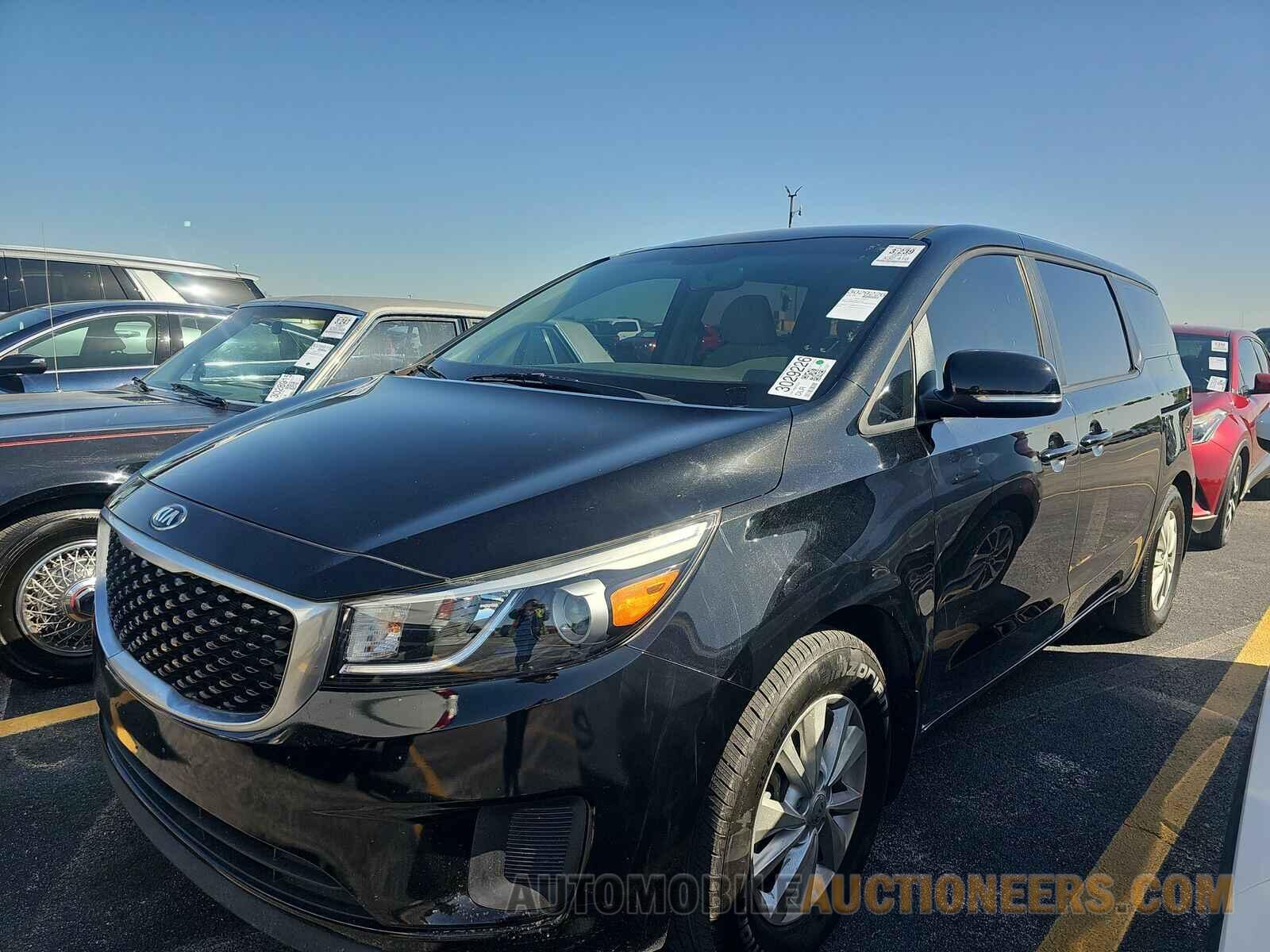 KNDMA5C16H6272545 Kia Sedona 2017