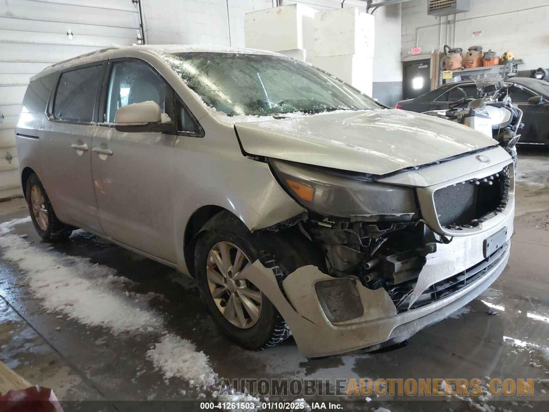 KNDMB5C10G6095258 KIA SEDONA 2016