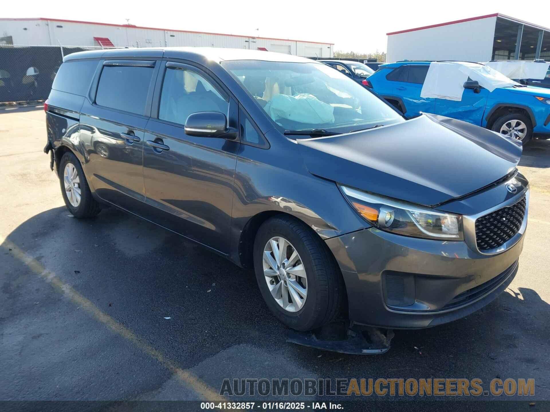 KNDMB5C10H6223130 KIA SEDONA 2017