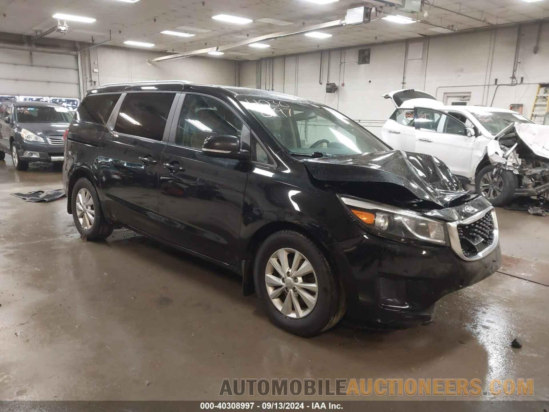 KNDMB5C10H6313961 KIA SEDONA 2017