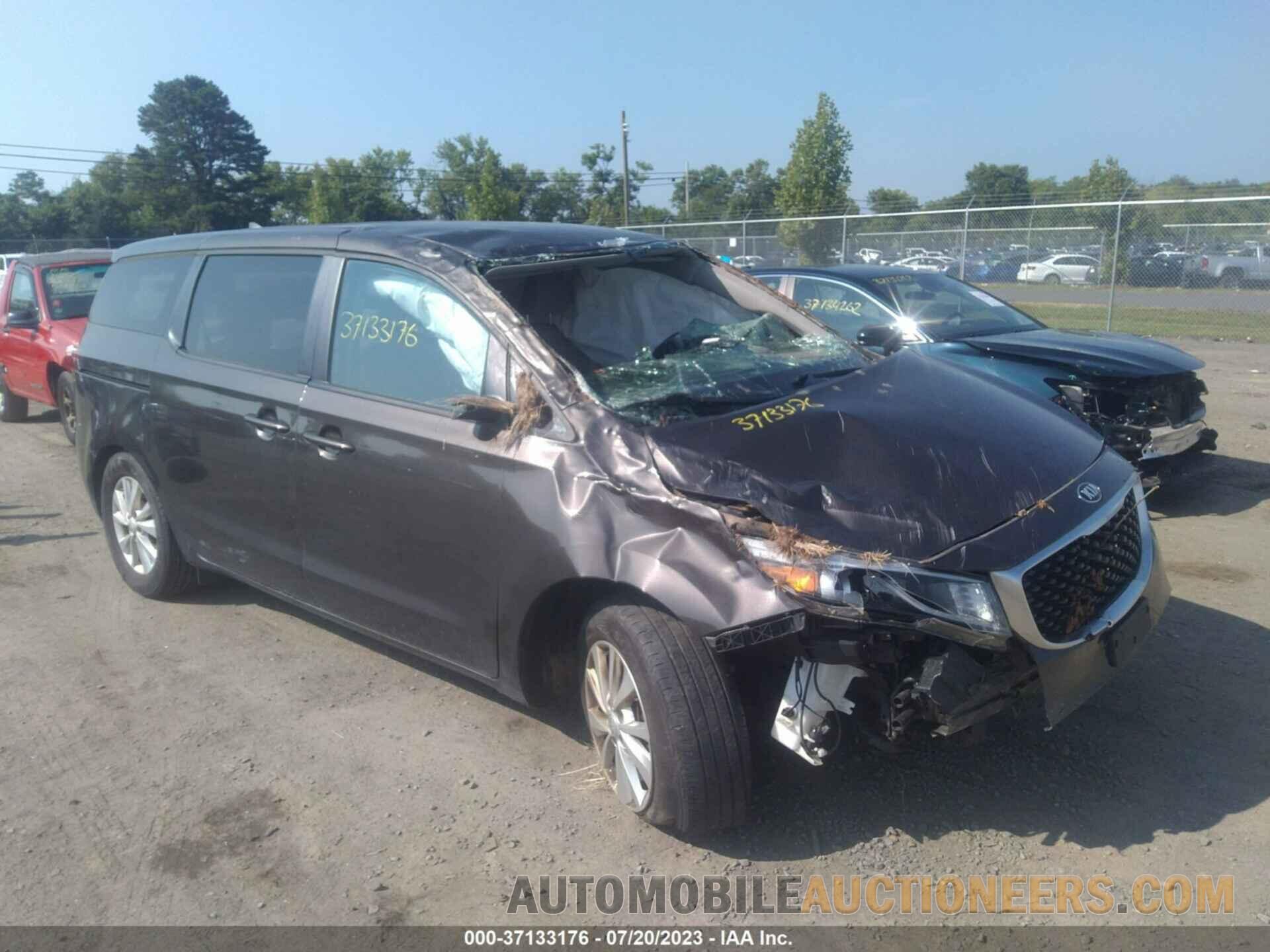 KNDMB5C10J6410714 KIA SEDONA 2018