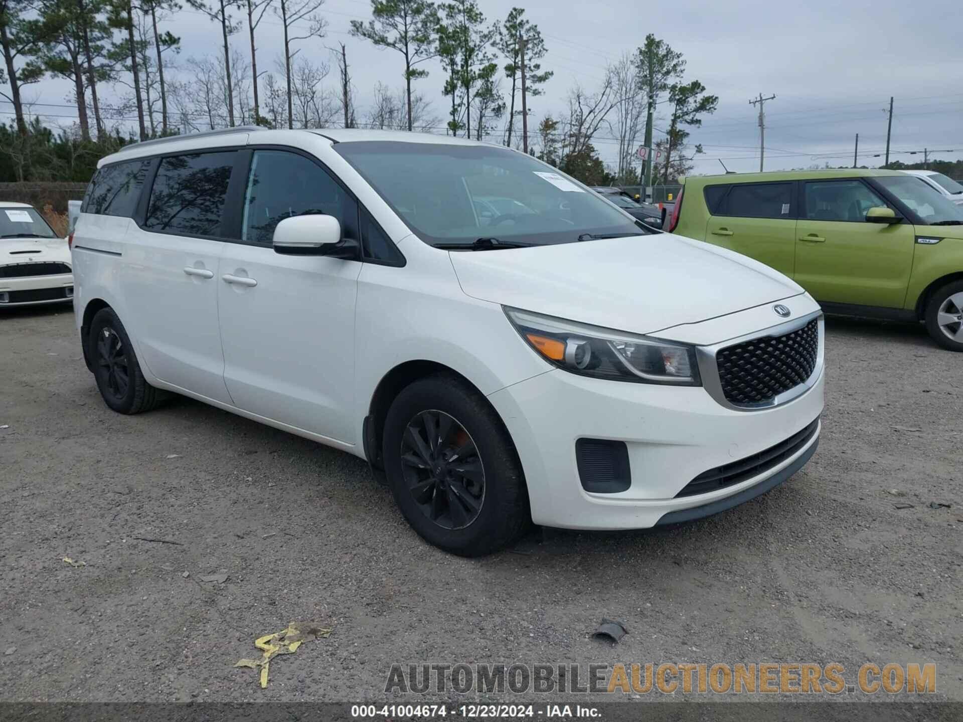 KNDMB5C11F6044902 KIA SEDONA 2015