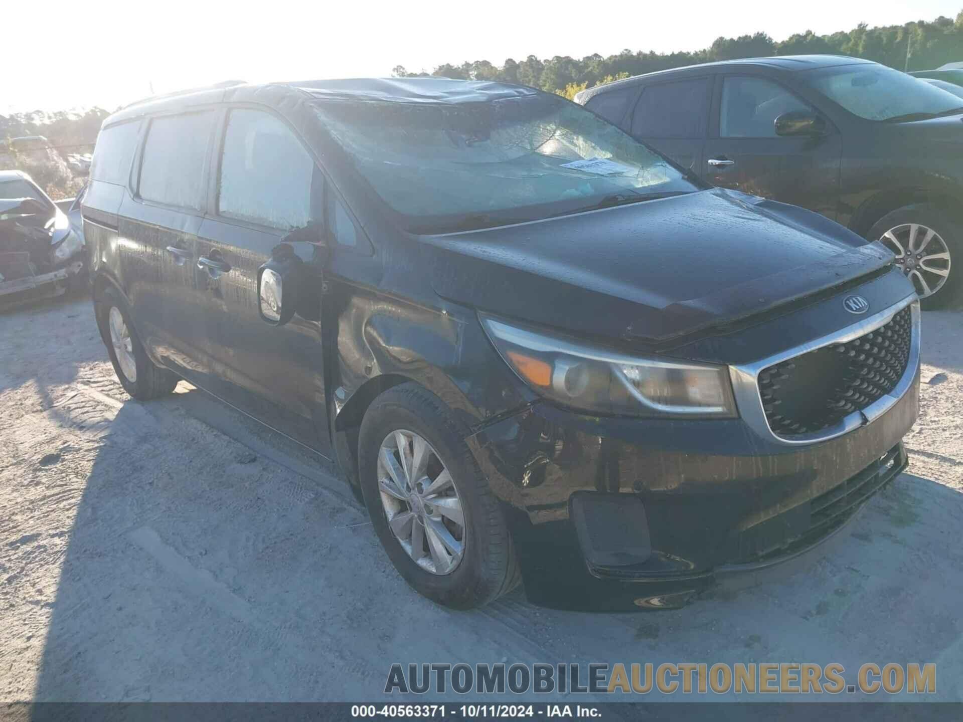 KNDMB5C11H6327951 KIA SEDONA 2017